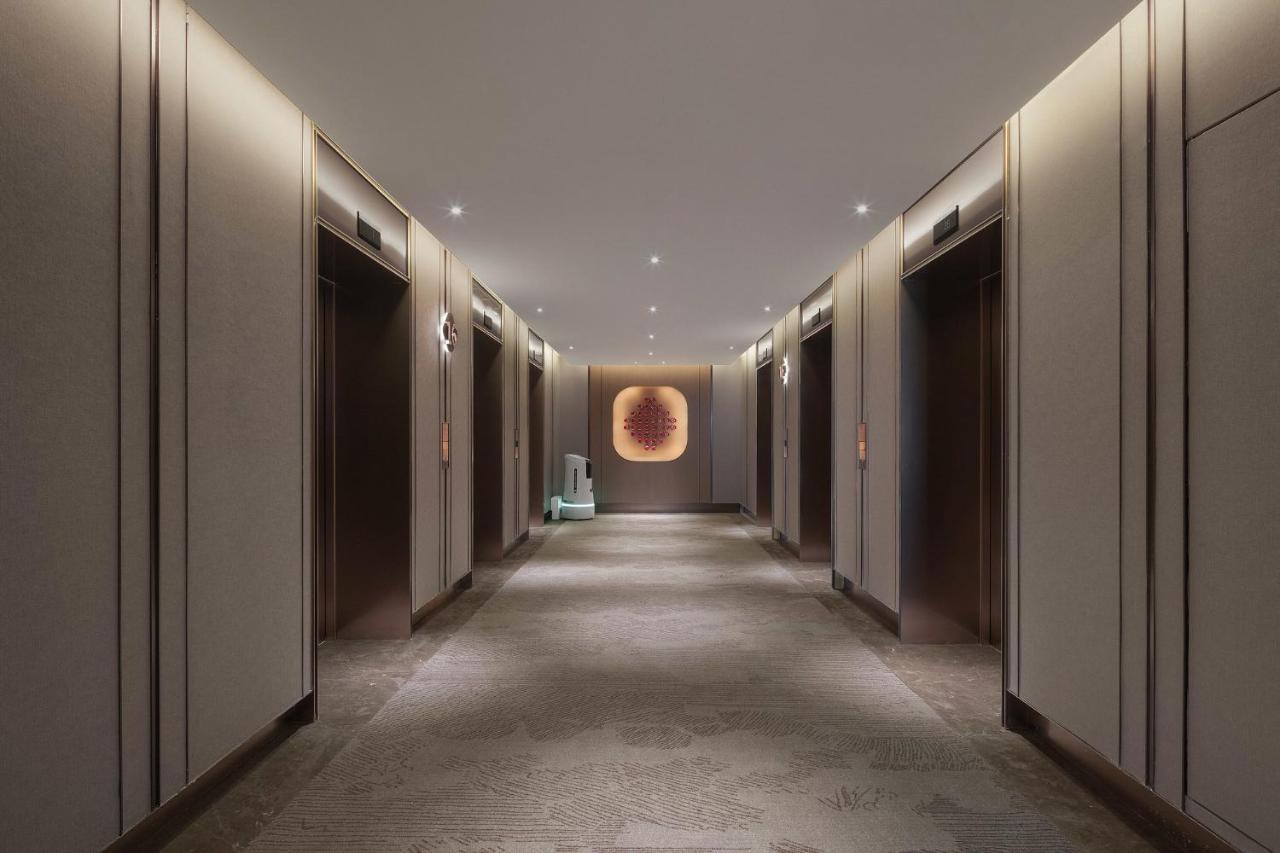 Huaxia By Ihg - Overlooking Scenery At Sky View Restaurant