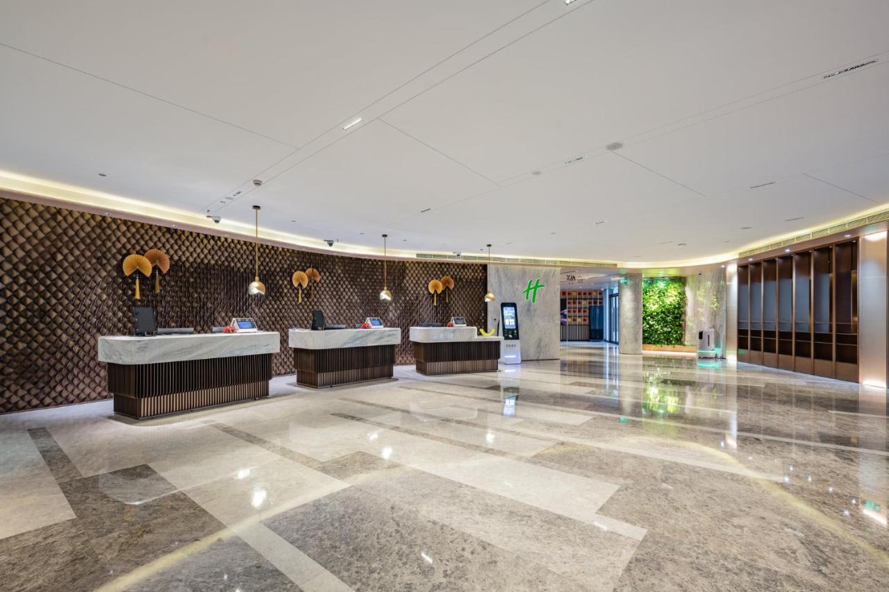 Huaxia By Ihg - Overlooking Scenery At Sky View Restaurant Hotel