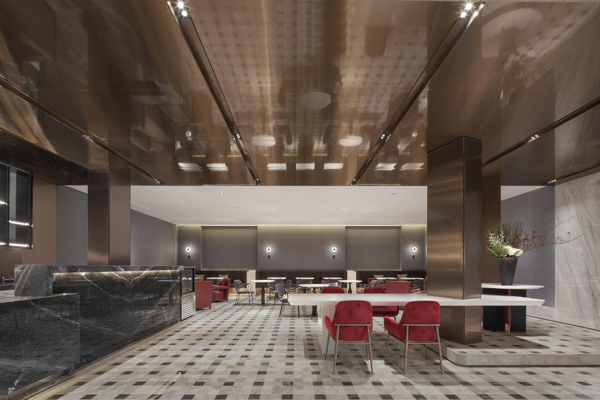 Huaxia By Ihg - Overlooking Scenery At Sky View Restaurant
